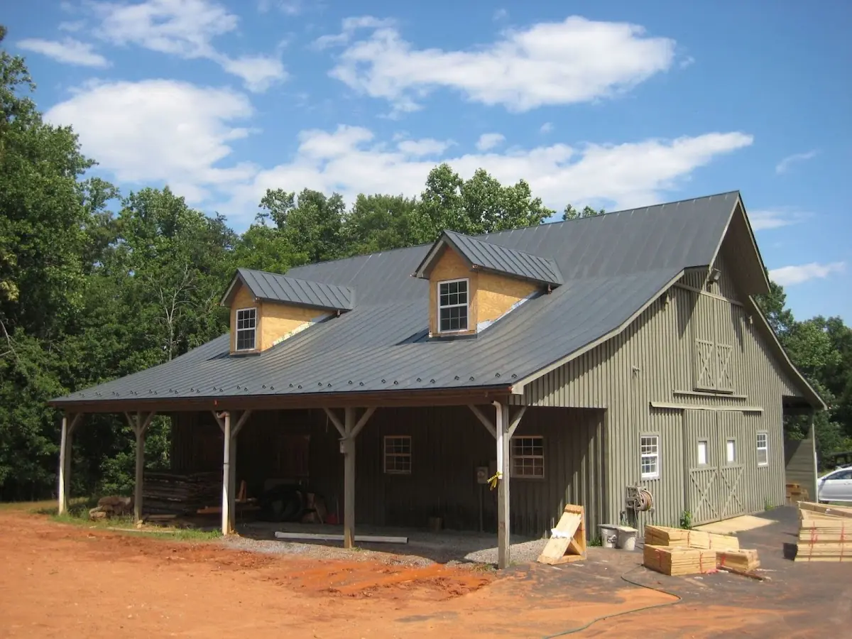 Expert Roof Coating workmanship in Country Villa Estates